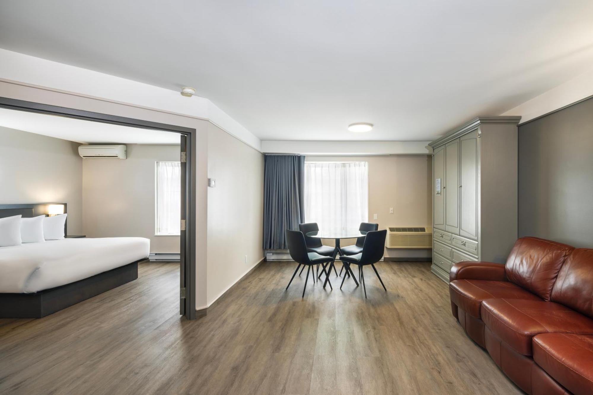 Les Suites De Laviolette Ascend Hotel Collection Trois-Rivieres Exterior photo